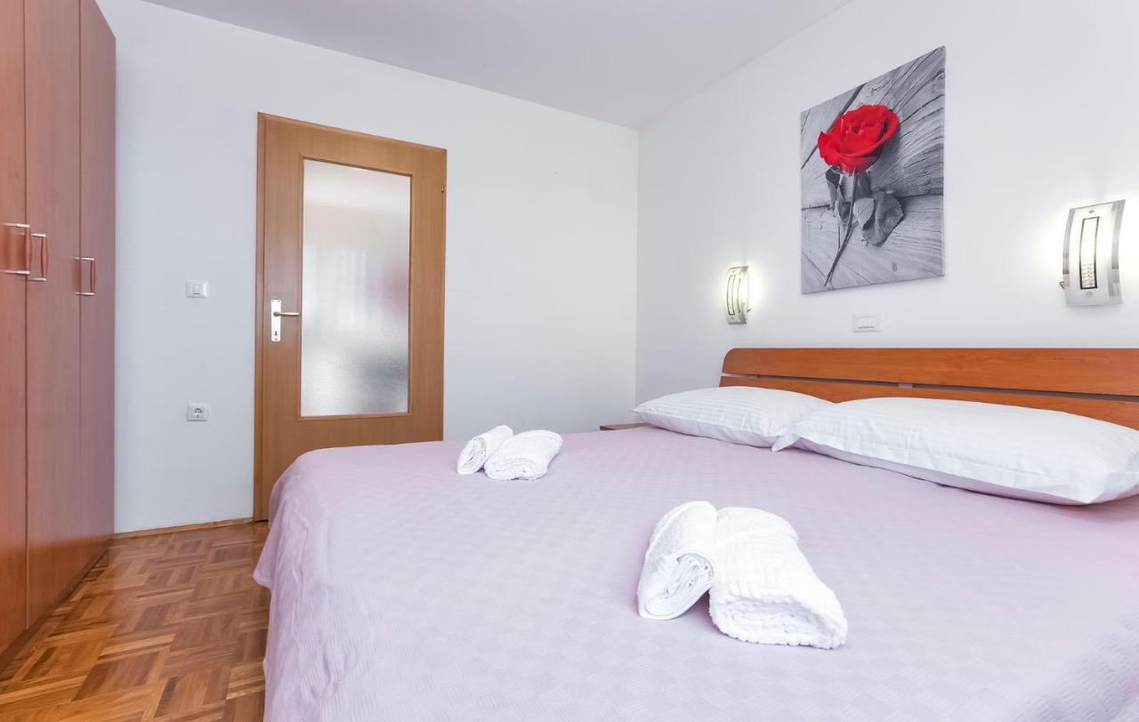 Branko B4 Apartment Porec Exterior photo